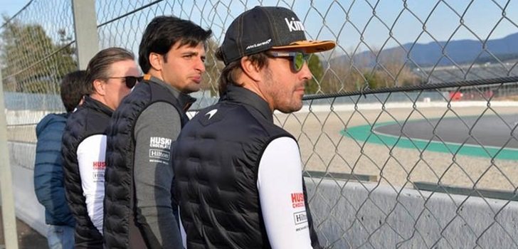 Alonso, junto a Sainz y Brown en Montmeló