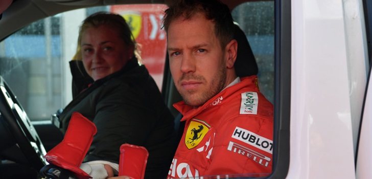 Vettel se retira tras sufrir el accidente