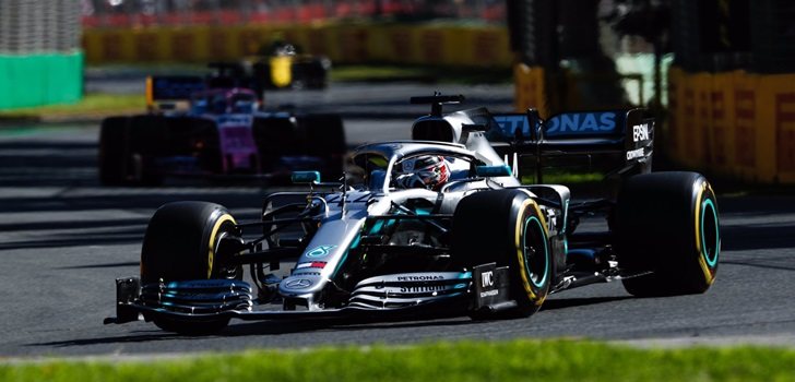 Hamilton, en los libres de Australia