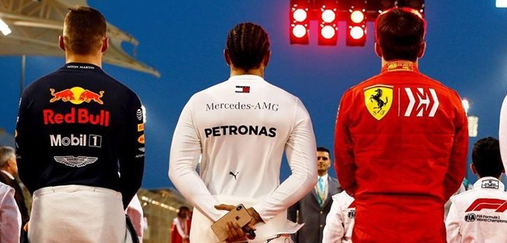 Verstappen, Hamilton y Leclerc, de espaldas