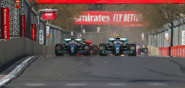 Hamilton y Bottas en Bakú