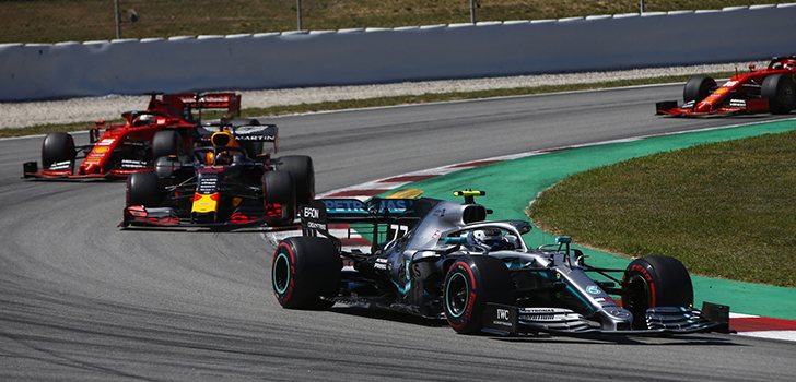 Bottas lidera a Verstappen y los Ferrari en Montmeló