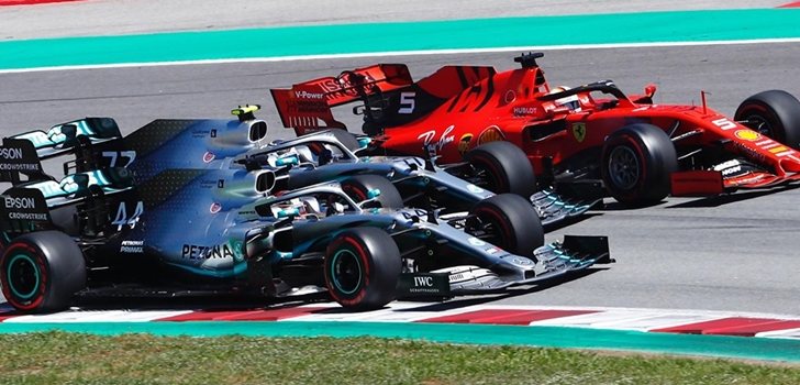 Los Mercedes luchan con Vettel