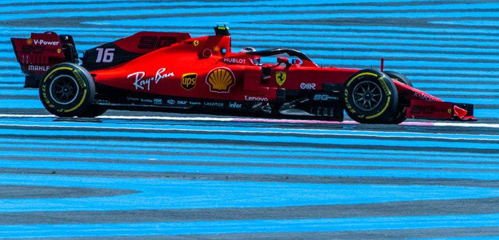 Charles Leclerc sube al podio en Francia