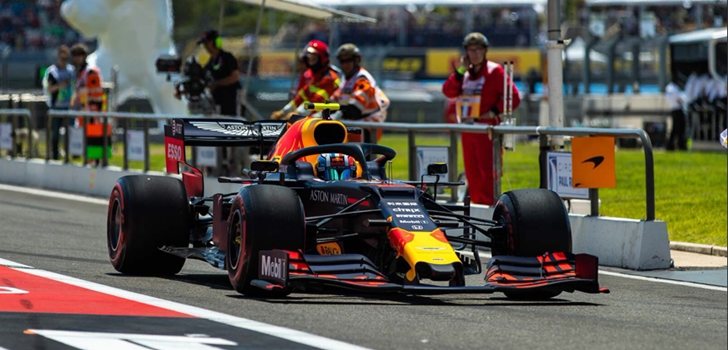 Gasly, en el pit lane de Paul Ricard