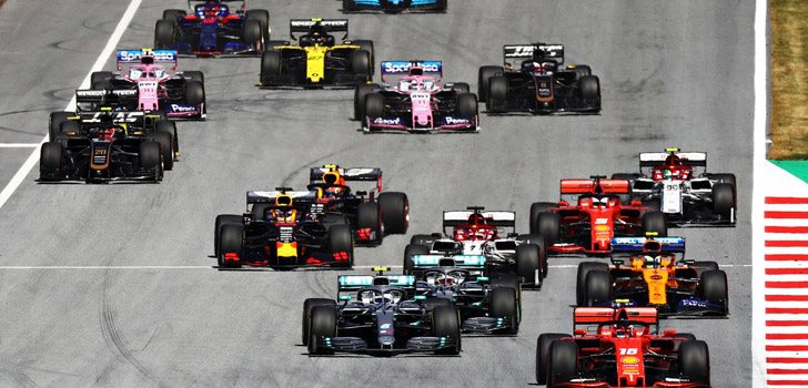 Emocionante salida en el Gran Premio de Austria