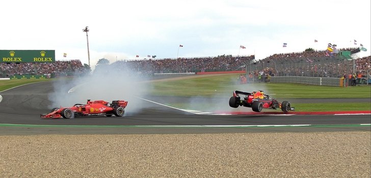 Vettel colisiona con Verstappen en Silverstone