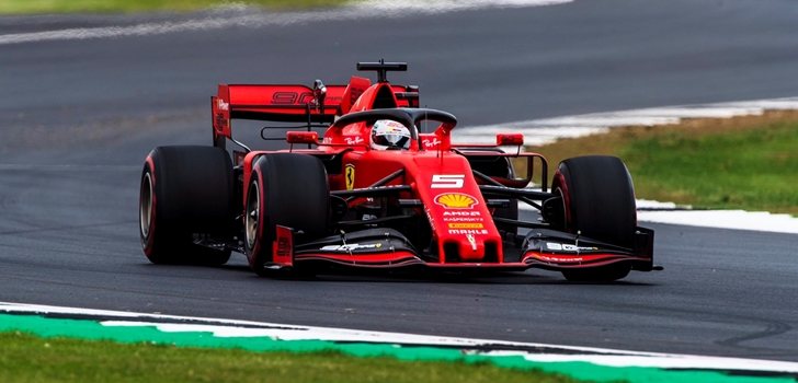 Vettel rueda en Silverstone