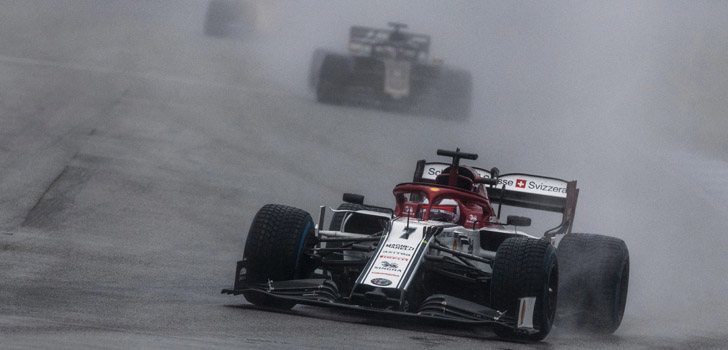 Ambos Alfa Romeo, penalizados en la carrera de Alemania