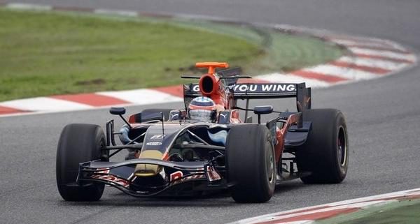 El manager de Sato critica a Red Bull