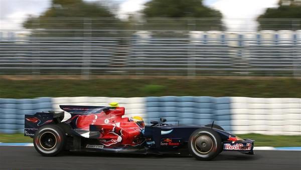 Buemi no tiene "expectativas" para su debut en F1