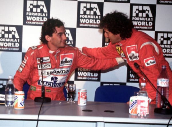 "Feliz aniversário Ayrton"