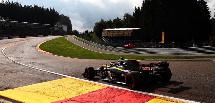 Nico Hülkenberg rueda en el circuito de Spa