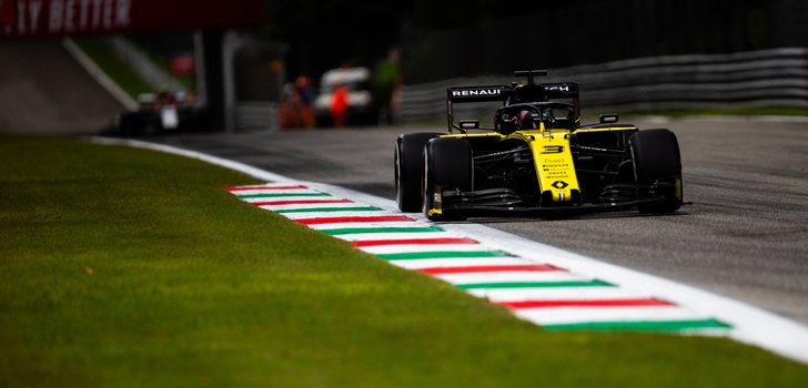 Daniel Ricciardo, contento con el RS19