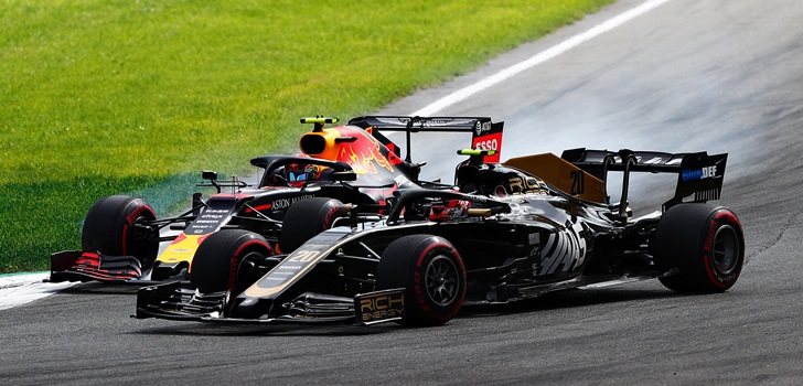 Albon, a punto de tocarse con Magnussen en Monza