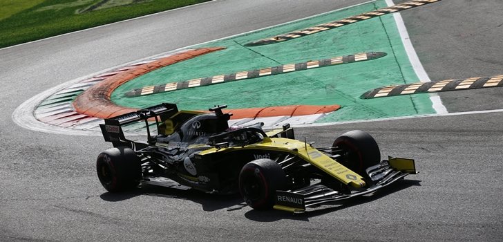 Daniel Ricciardo rueda en Monza