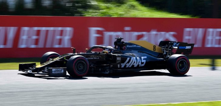 Grosjean rueda en el GP de Japón 2019
