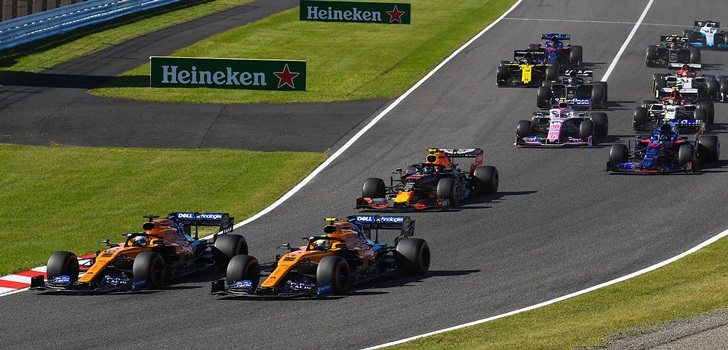 Sainz y Norris, en la salida del GP de Japón 2019