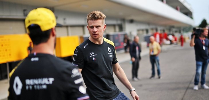 Ricciardo y Hulkenberg conversan en Suzuka