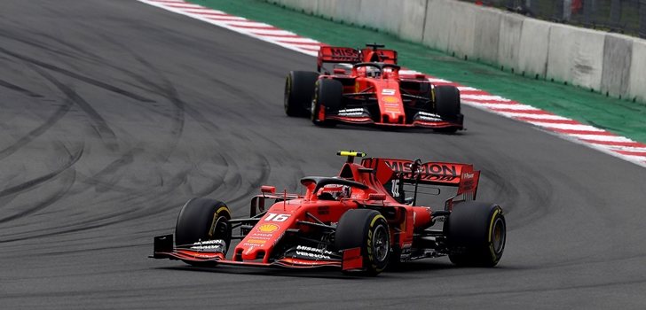 Leclerc y Vettel ruedan en el GP de México
