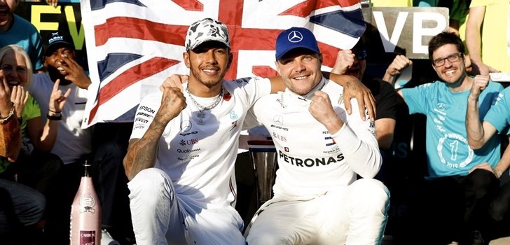 Bottas y hamilton celebran su doblete en Austin