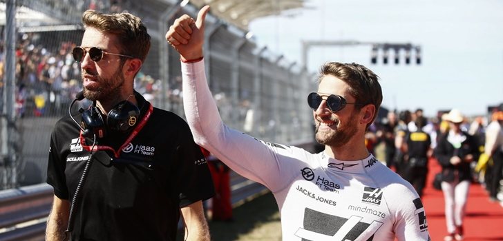 Grosjean saluda a los aficionados en Austin