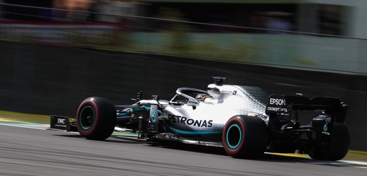 Lewis Hamilton, frustrado con el desenlace de la carrera en Brasil