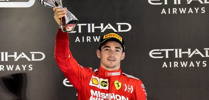 Leclerc celebra el podio en Abu Dabi