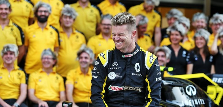 Hülkenberg, junto a sus compañeros de Renault