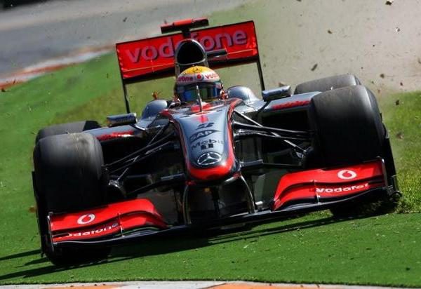 Pobre comienzo para Hamilton y McLaren