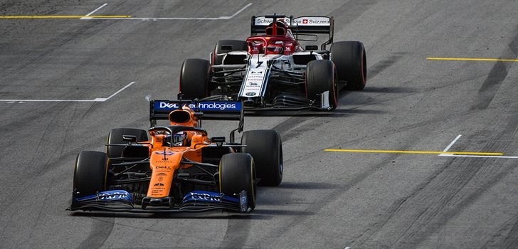 Sainz aguanta a Räikkönen en Brasil