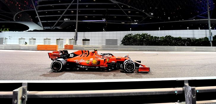 Charles Leclerc rueda en el GP de Abu Dabi 2019