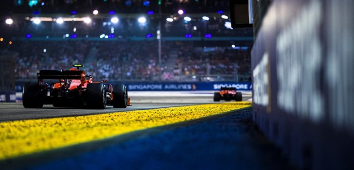 Leclerc y Vettel en el GP de Singapur 2019
