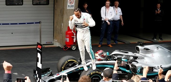 Hamilton gana el GP de China 2019