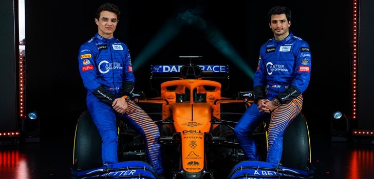 Sainz y Norris, junto al MCL35