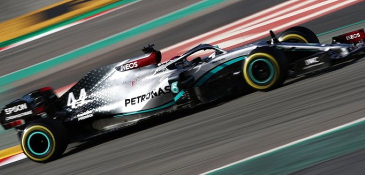 Lewis Hamilton, líder en primer día de test en Barcelona