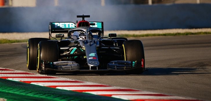 Hamilton, en los test de Barcelona