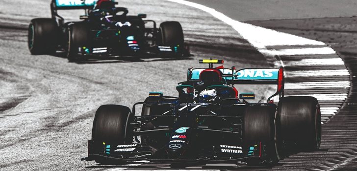 Bottas y Hamilton en el GP de Austria 2020