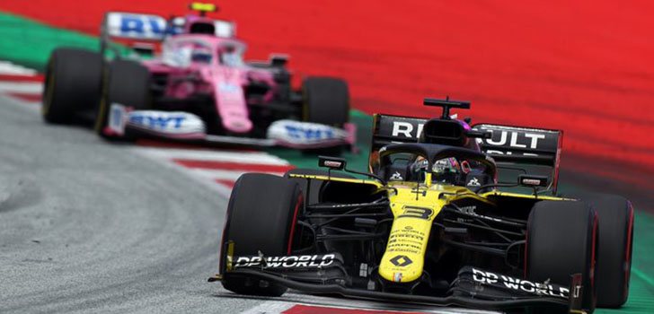 Daniel Ricciardo, contrariado con el adelantamiento de Stroll en Estiria
