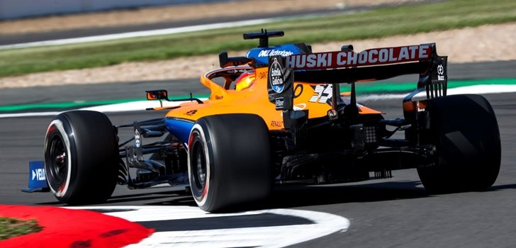 Sainz rueda en Silverstone