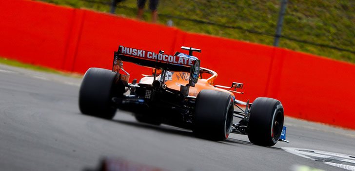 Mario Isola y Pirelli analizarán los pinchazos en la carrera de Silverstone