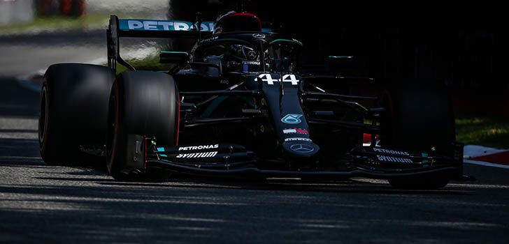 Resultado perfecto para Mercedes en la clasificación de Italia