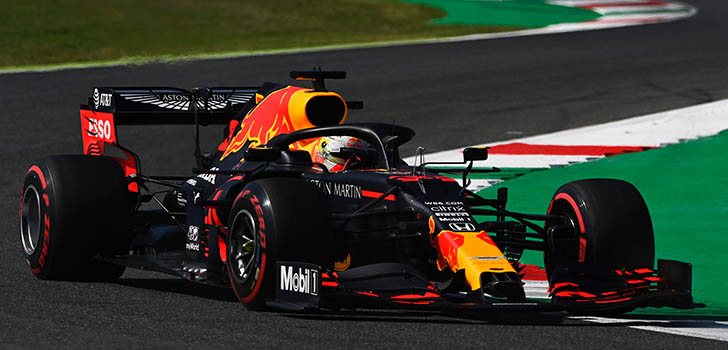 Honda analizará el motor de Max Verstappen tras su percance en la salida de la carrera de Mugello