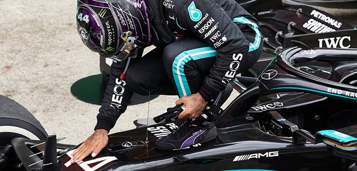 Lewis Hamilton quiere continuar en la lucha deportiva y social