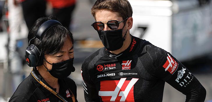 Romain Grosjean sigue recuperándose de sus heridas