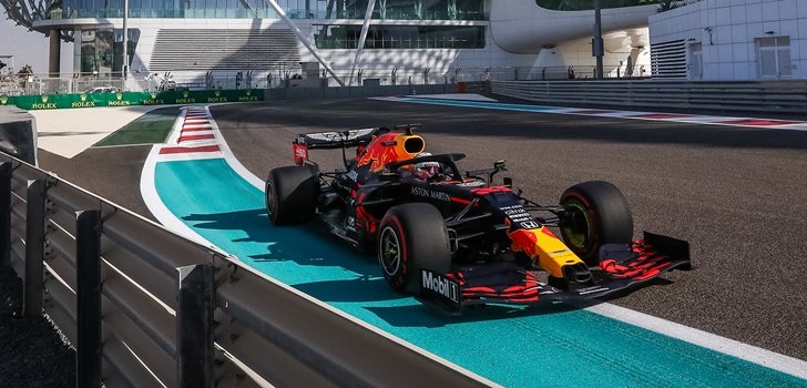 Verstappen, en Yas Marina