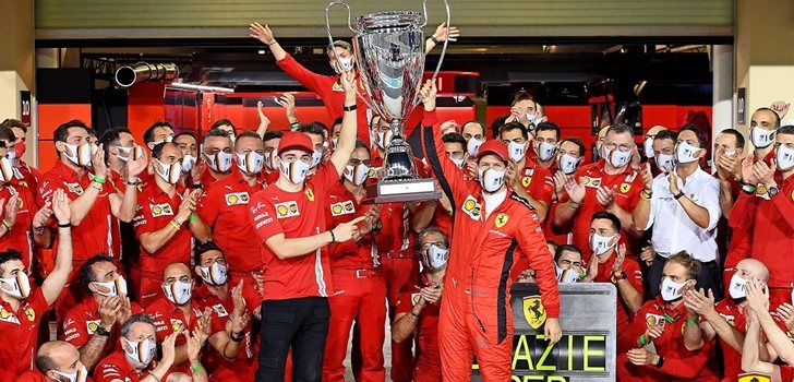 Ferrari despide a Vettel por todo lo alto