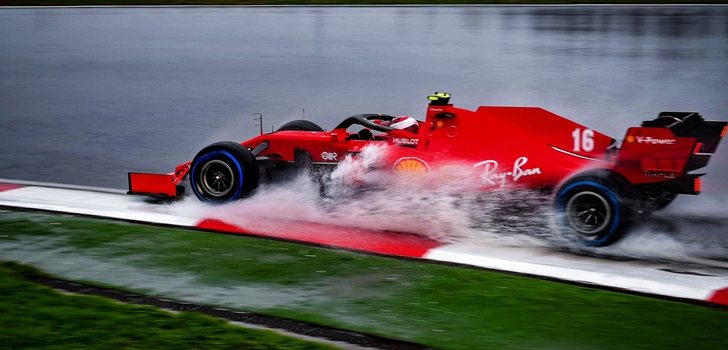 Leclec pilota bajo el agua con el SF1000