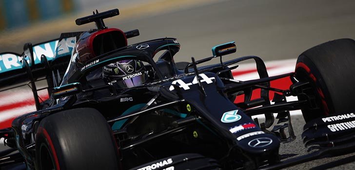 Ross Brawn espera la renovación de Lewis Hamilton