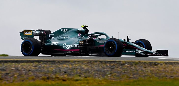 Vettel prueba el nuevo monoplaza de Aston Martin